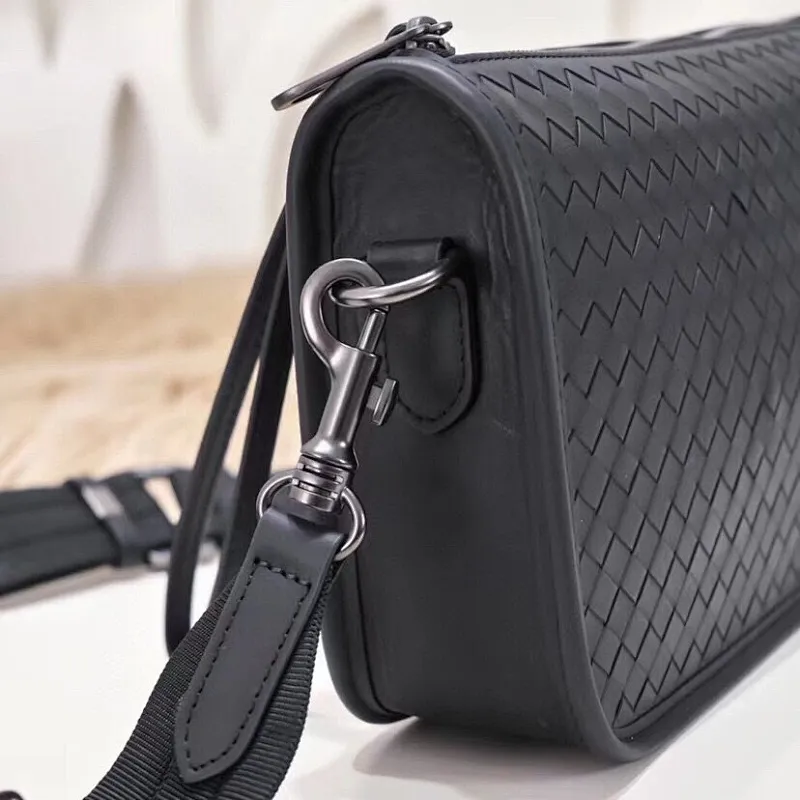 All categories 💚 Top version men’s bags 💚 BV 2024 new BV crossbody bag